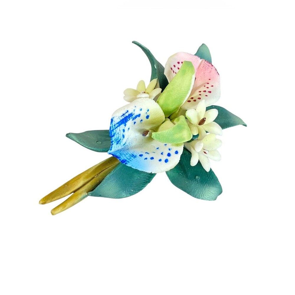 Handcrafted Floral Brooch Pin Elegant Handmade Jewelry Unique 3D Delicate